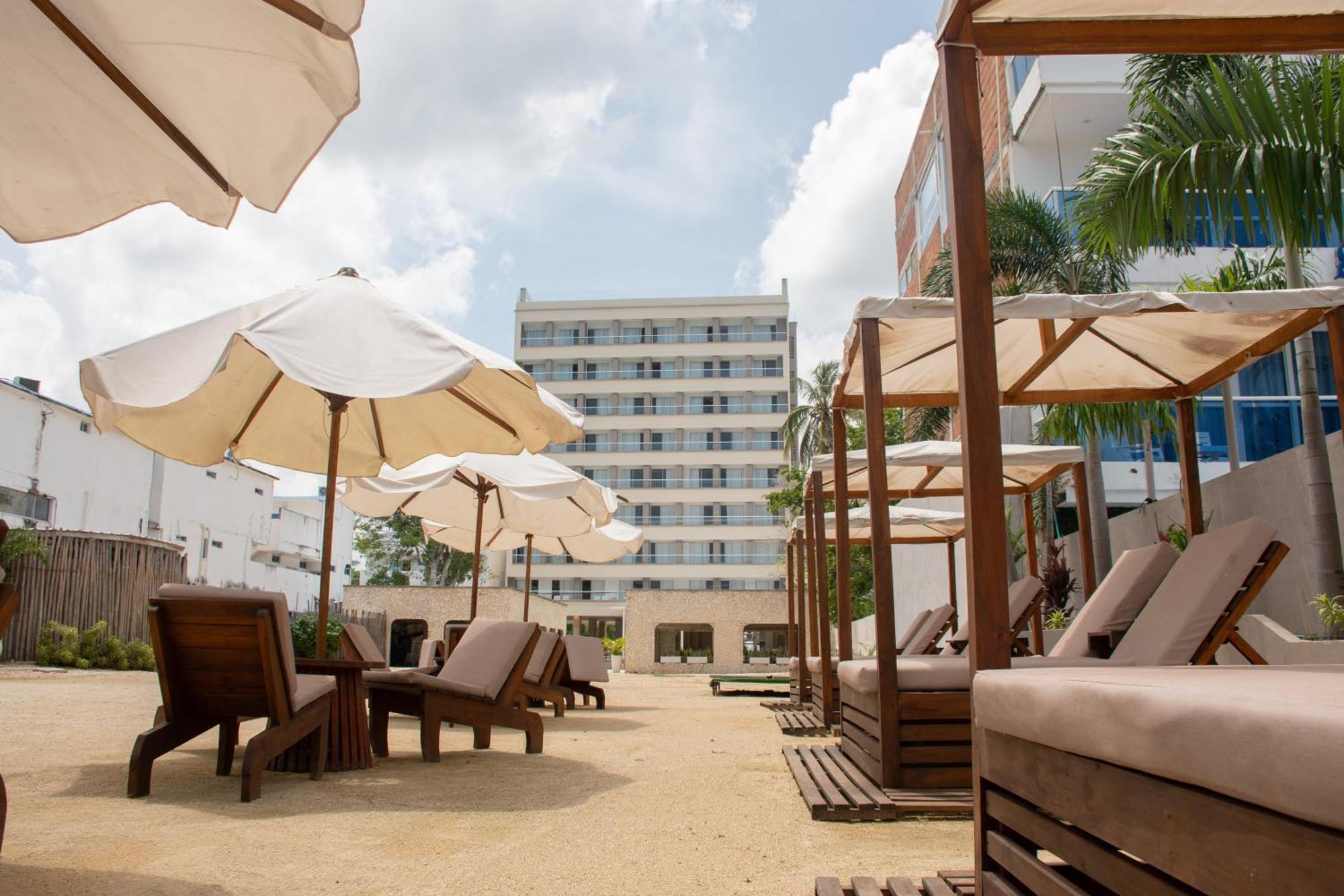 Ciela Hotel Coveñas Екстериор снимка