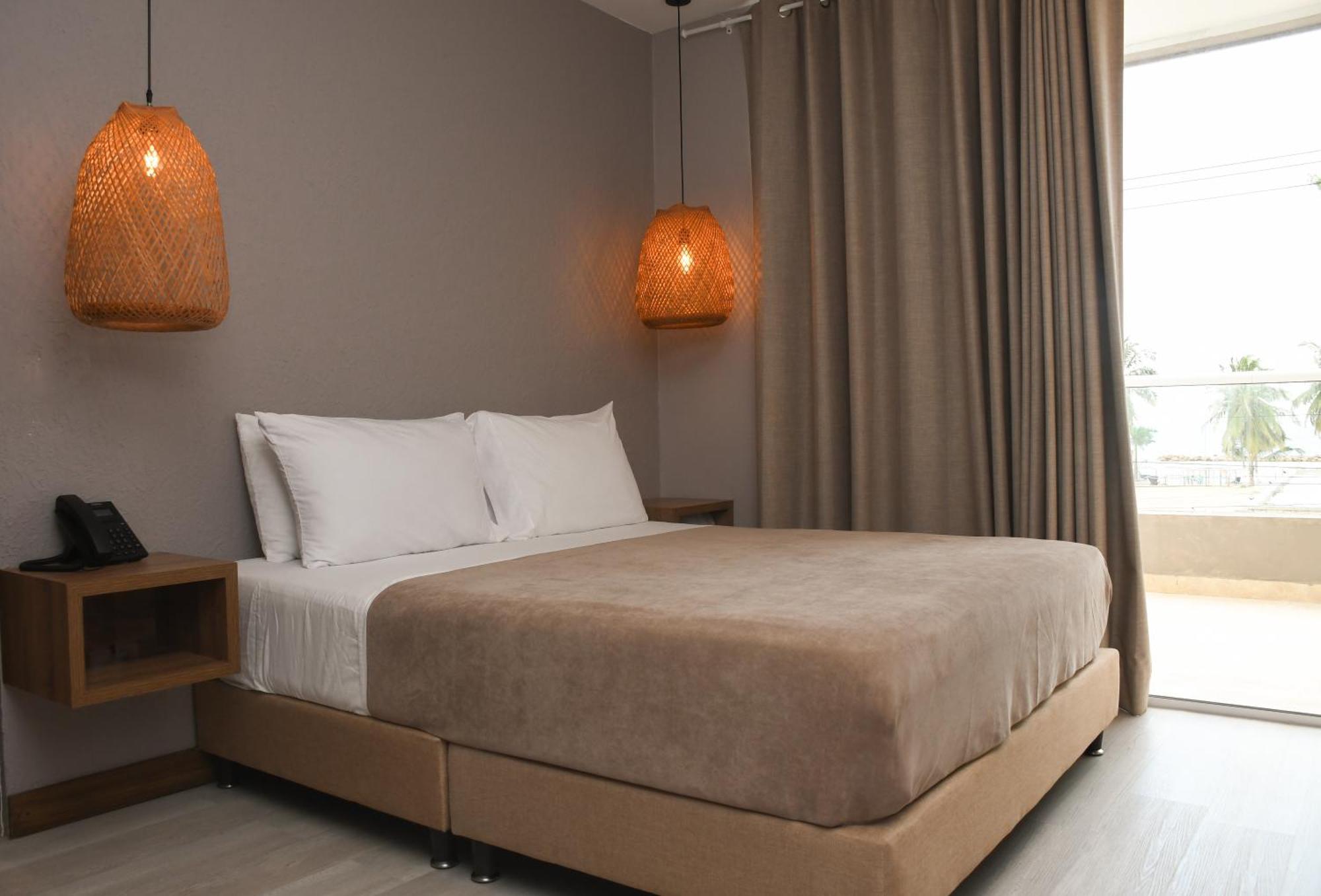 Ciela Hotel Coveñas Екстериор снимка
