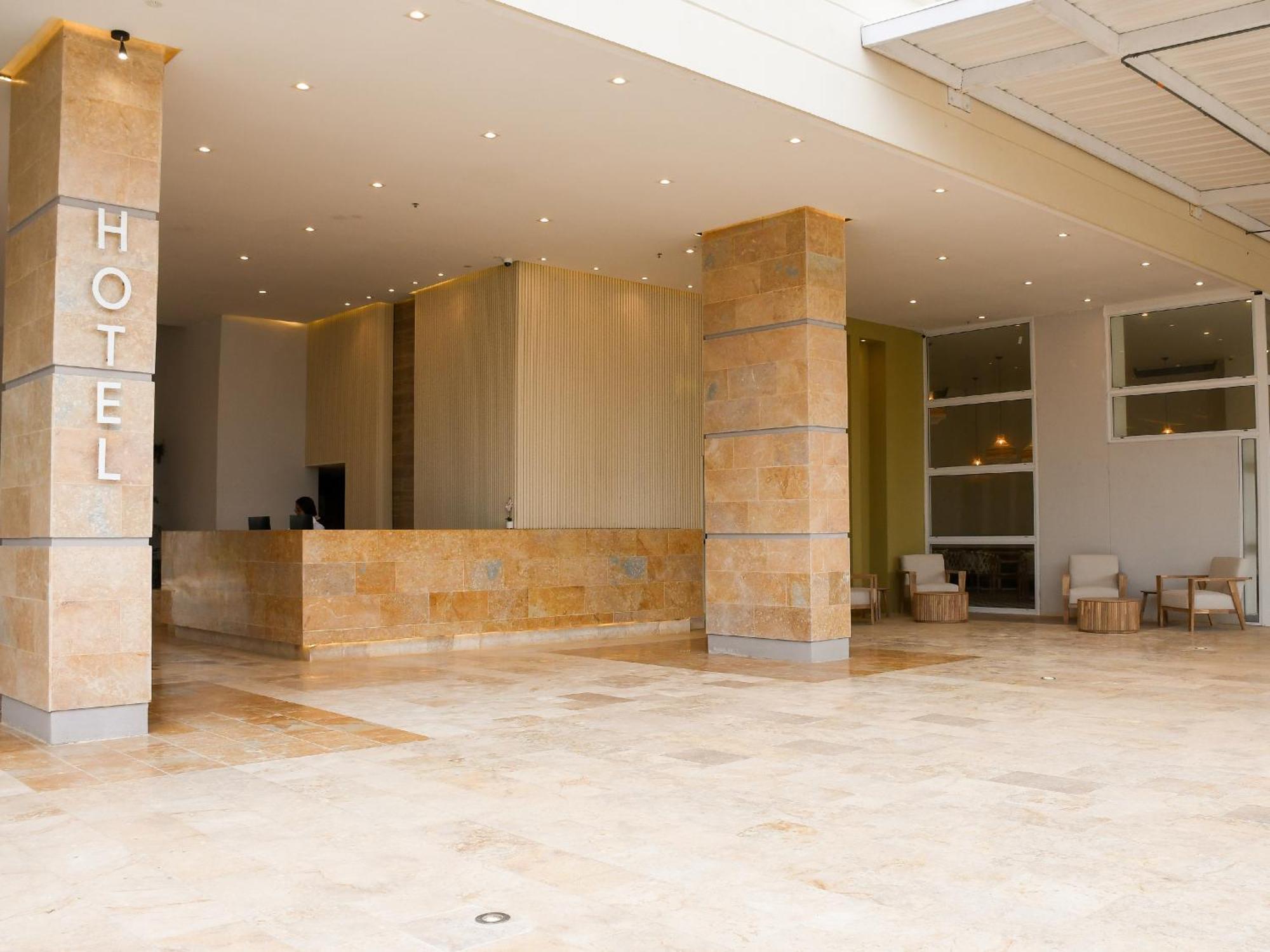 Ciela Hotel Coveñas Екстериор снимка